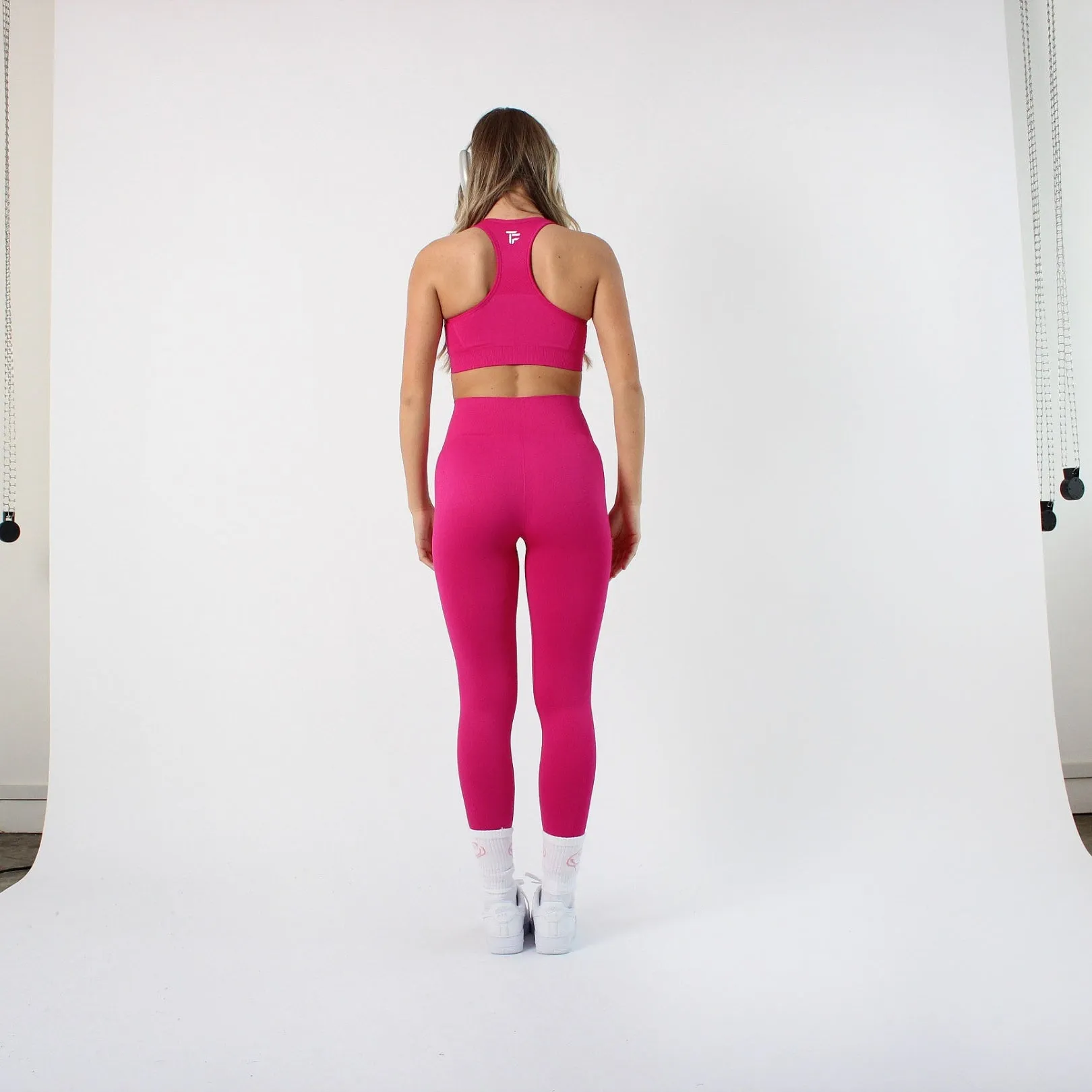 304 Womens TOF Essentials Seamless Leggings Fuchsia