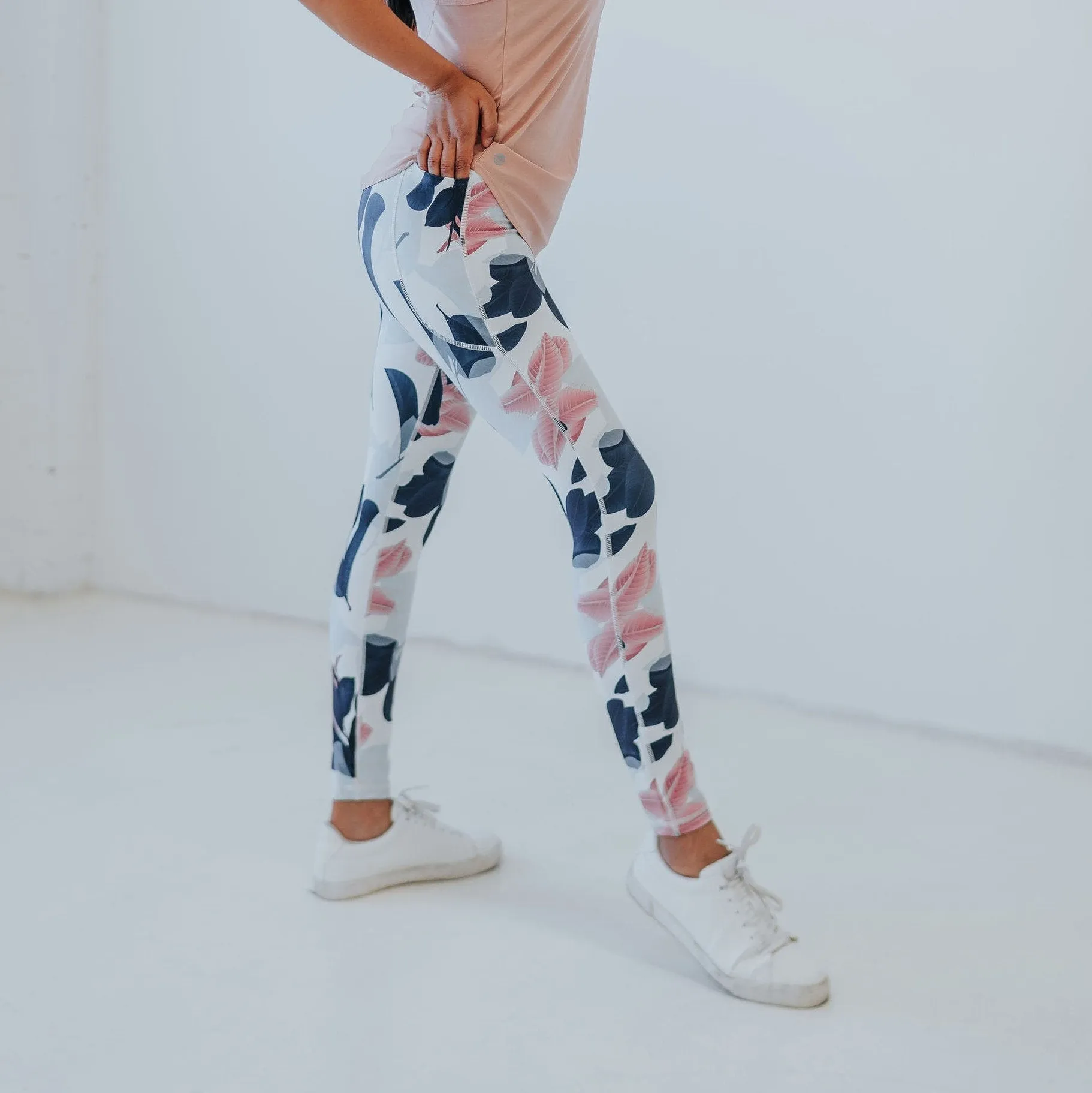 AMP Leggings - Magnolia