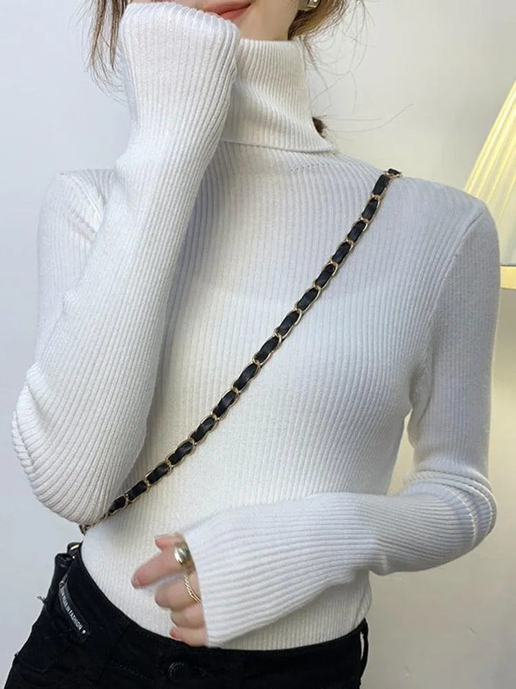 Chic Knitted Turtleneck Sweater: Perfect for Cozy Autumn Days