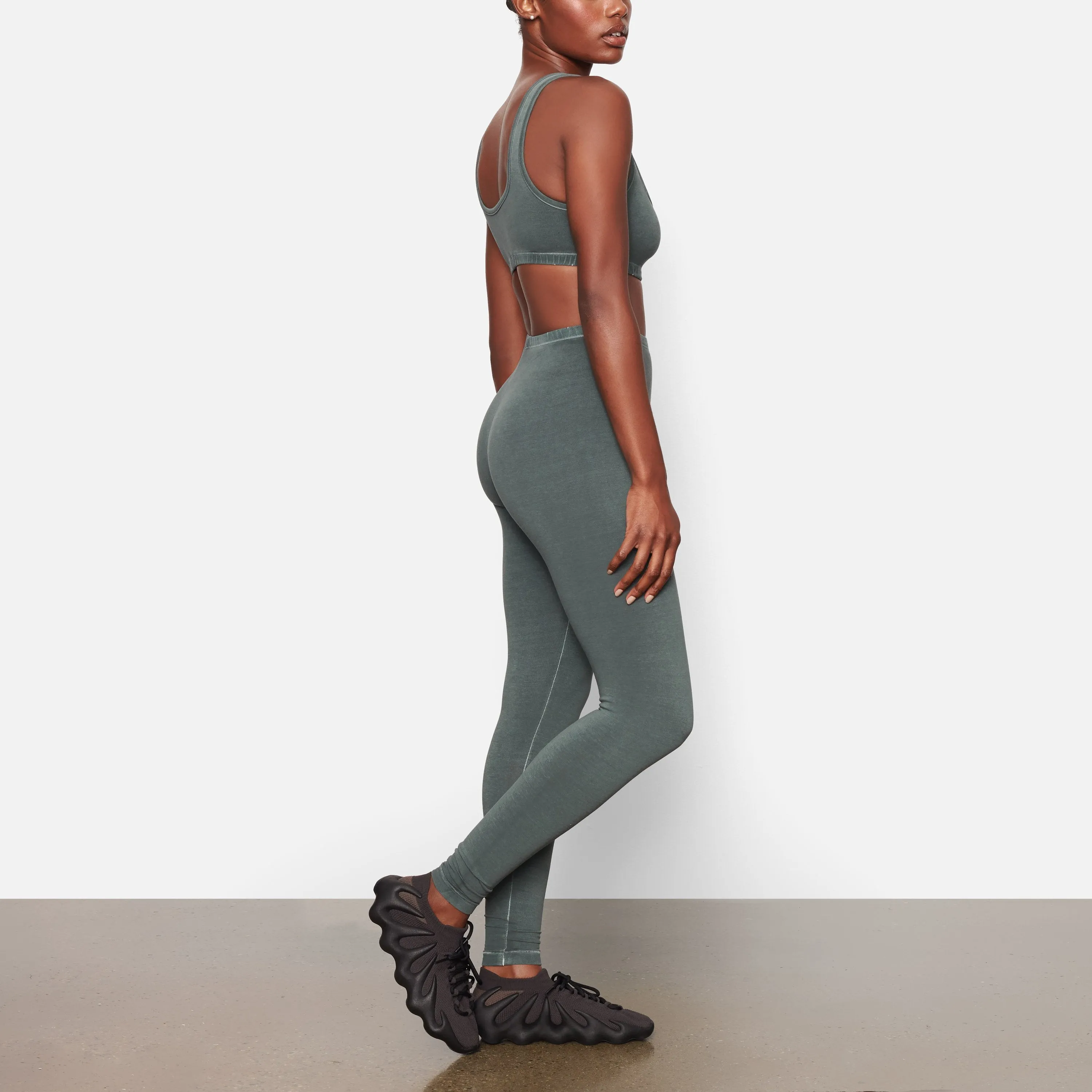 OUTDOOR BASICS LEGGING | MALACHITE